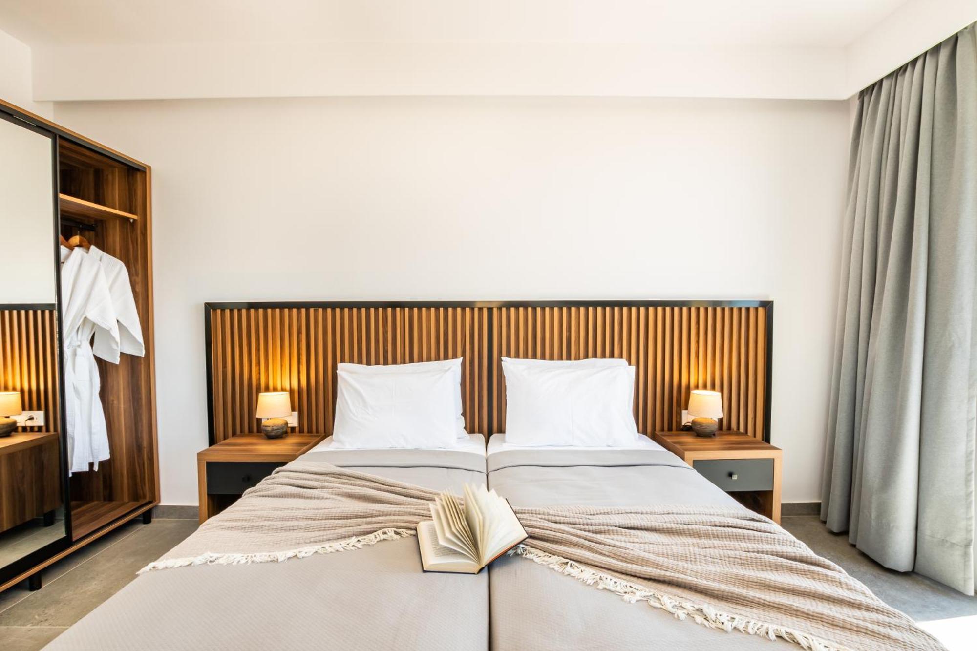 Apolis Beachscape Hotel Amoopi Exterior foto